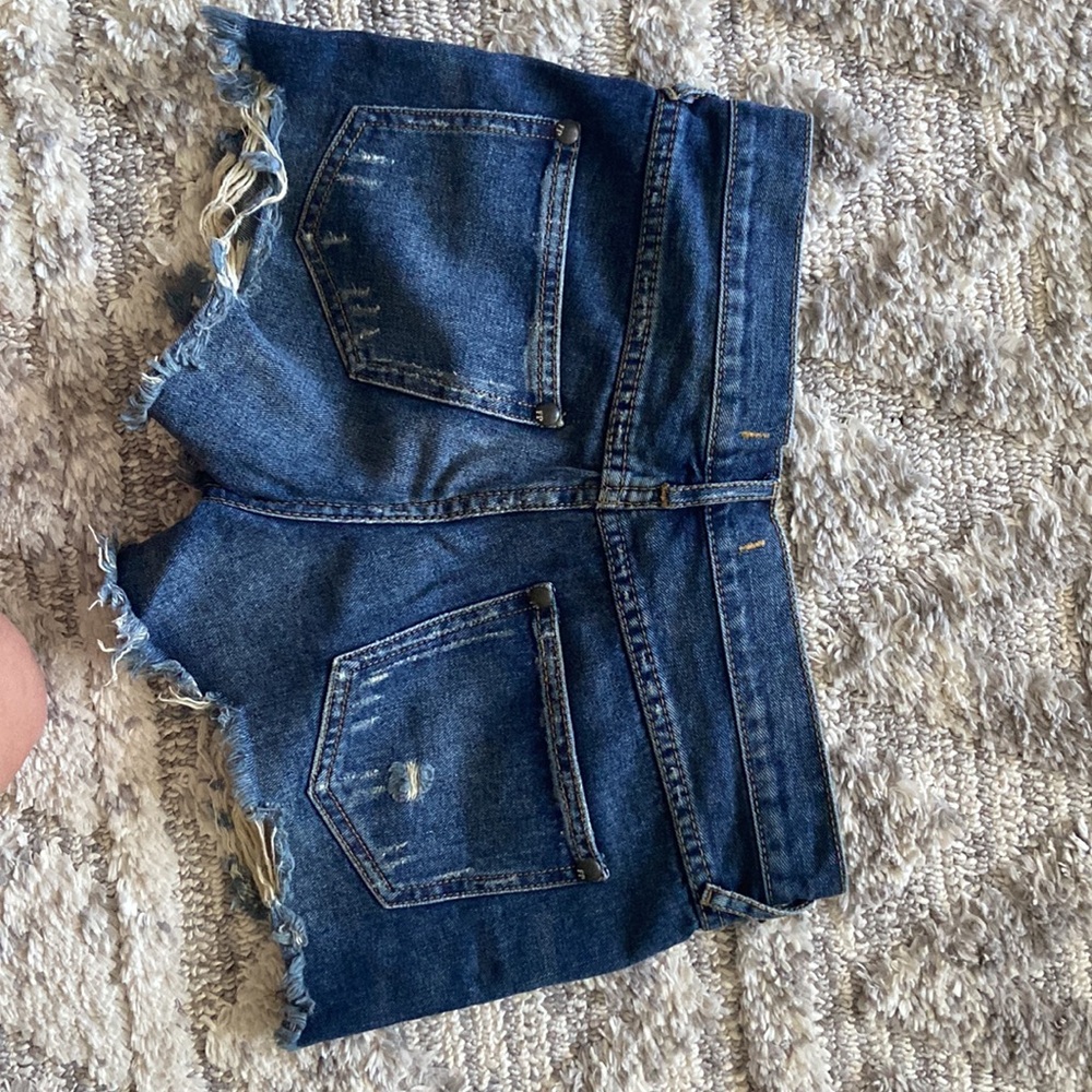 Free People denim shorts - Picture 2 of 3